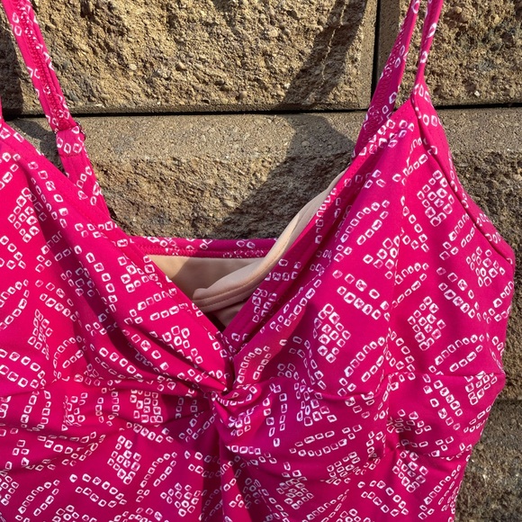 LANDS’ END SWIM DRESS - Picture 3 of 6